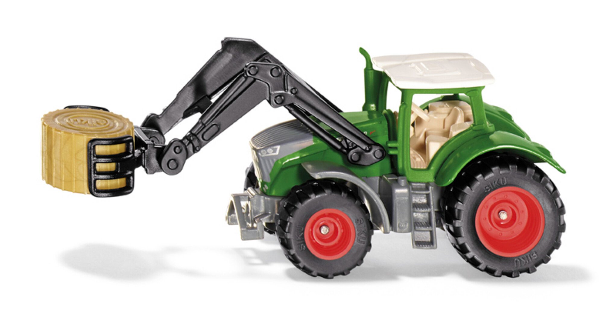 Fendt mit Ballenzange