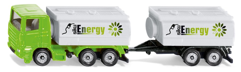 LKW mit Tankwagenaufbau und Anhänger