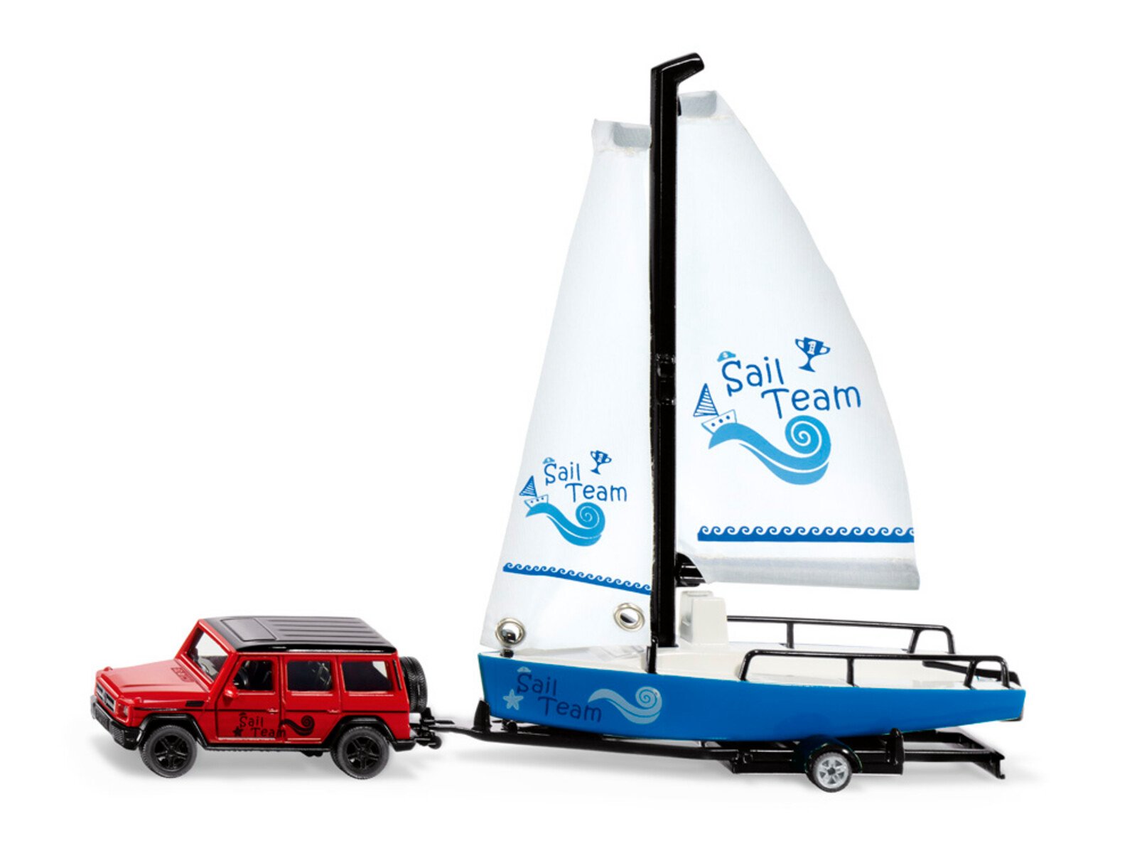 Mercedes-AMG G65 with sailing boat