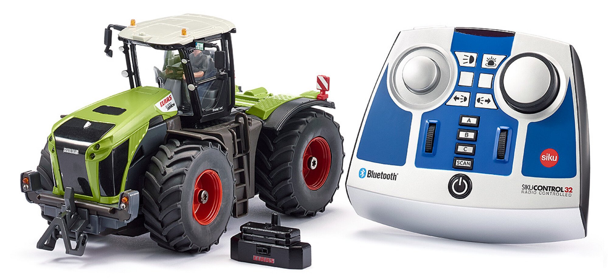 Claas Xerion 5000 TRAC VC with Bluetooth app and remote control unit