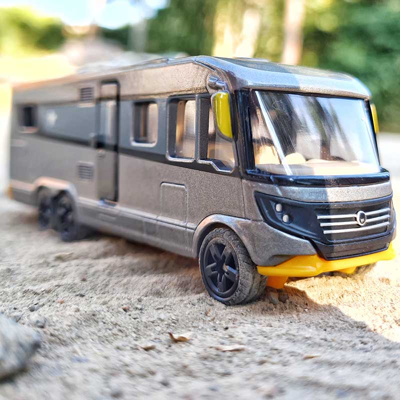 Niesmann + Bischoff Arto Camper van