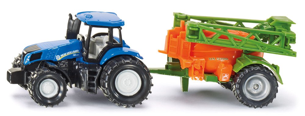 Traktor mit Feldspritze