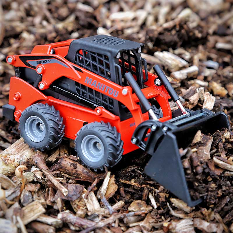 Manitou 3300V skid steer loader